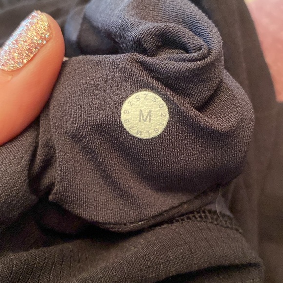 Lululemon Pace Breaker Short 8.5" Swim
Black size M shorts summer athletic - Picture 13 of 13